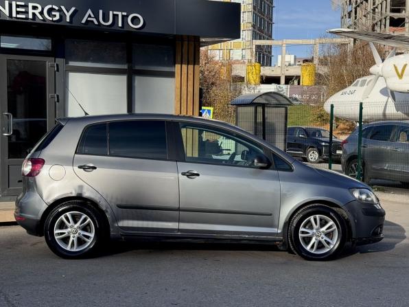 Volkswagen Golf Plus I с пробегом 2008 года, цена 550 000 рублей, 201000 км, хэтчбек, Автокод Объявления