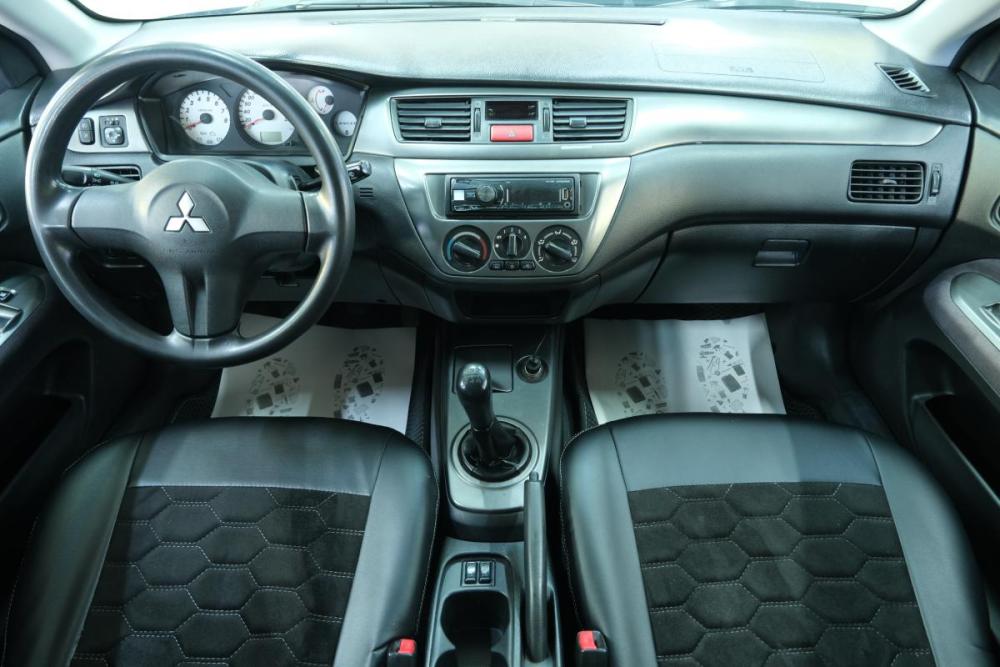 Mitsubishi Lancer IX Рестайлинг Омск  - изображение 13