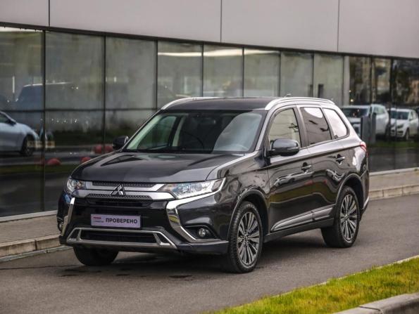 Mitsubishi Outlander III Рестайлинг 3 с пробегом 2018 года, цена 2 349 000 рублей, 80998 км, внедорожник, Автокод Объявления