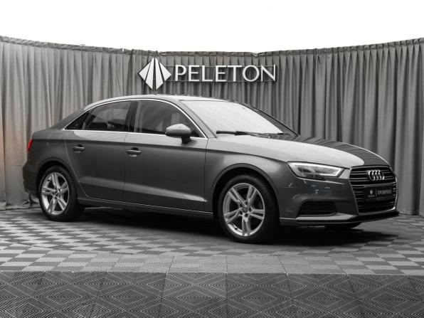 Audi A3 III (8V) Рестайлинг с пробегом 2019 года, цена 2 390 000 рублей, 53785 км, седан, Автокод Объявления