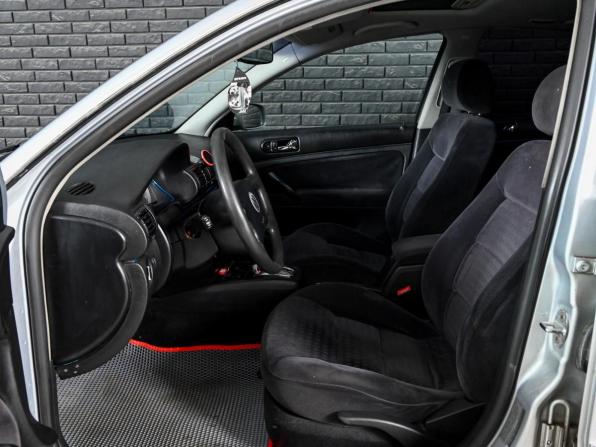 Volkswagen Passat B5 Рестайлинг с пробегом 2002 года, цена 300 000 рублей, 356208 км, седан, Автокод Объявления