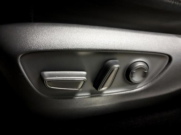 Toyota Land Cruiser 300 Series с пробегом 2021 года, цена 8 330 000 рублей, 72948 км, внедорожник, Автокод Объявления