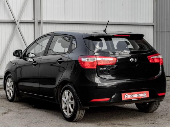 Kia Rio III с пробегом 2014 года, цена 800 000 рублей, 138241 км, хэтчбек, Автокод Объявления
