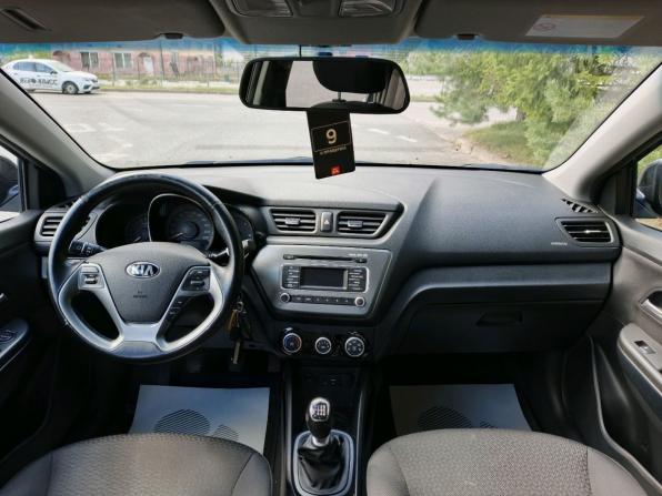 Kia Rio III Рестайлинг с пробегом 2015 года, цена 890 000 рублей, 132000 км, седан, Автокод Объявления