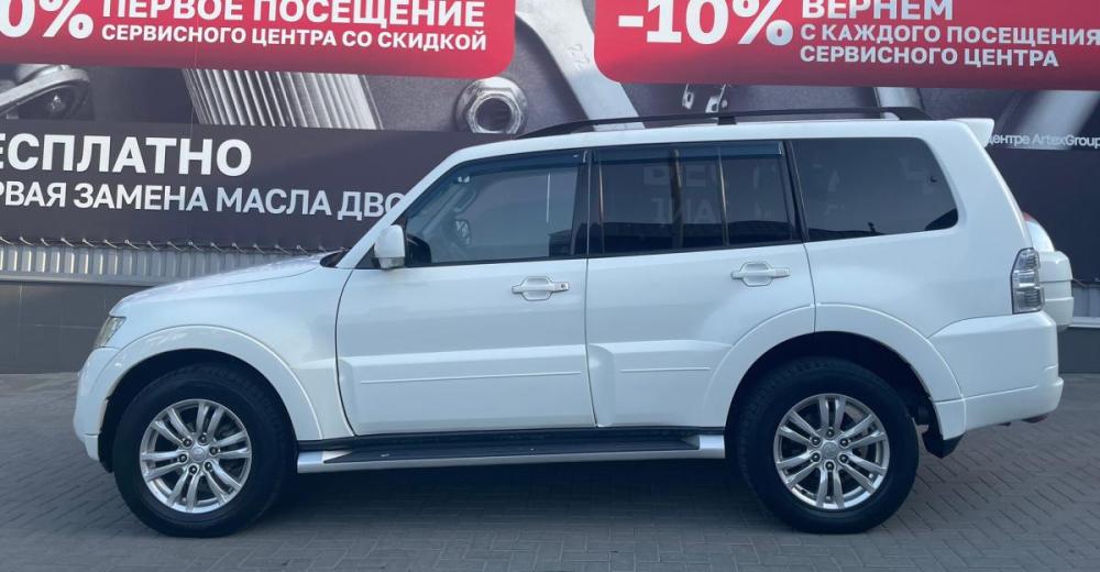 Mitsubishi Pajero IV Рестайлинг 1 Ростов-на-Дону  - изображение 4