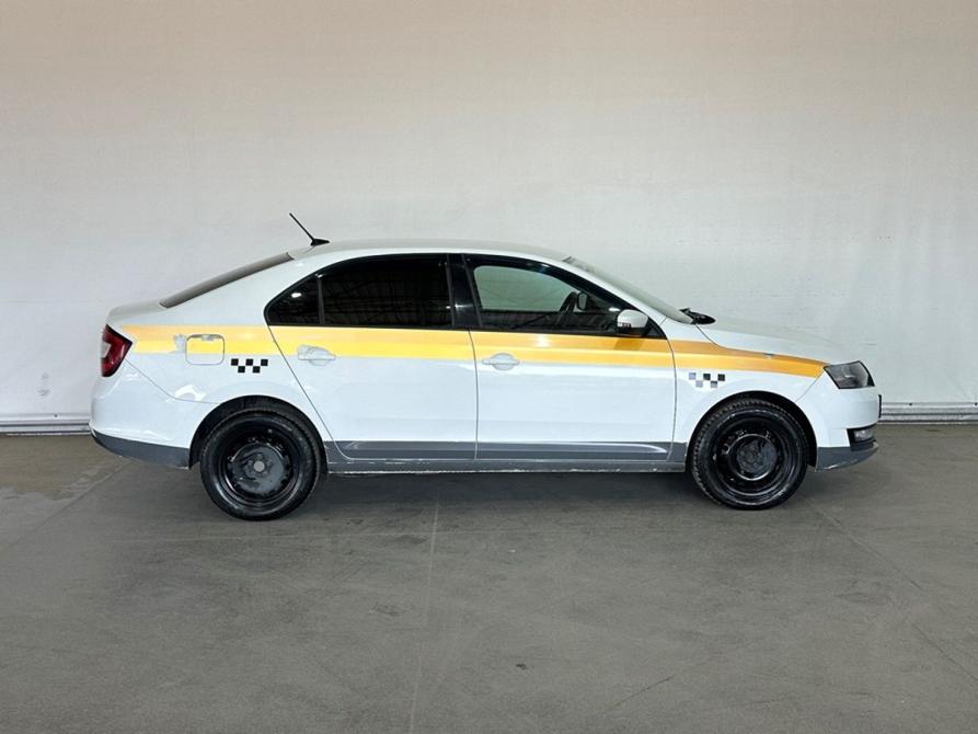 Skoda Rapid I Рестайлинг Москва  - изображение 8