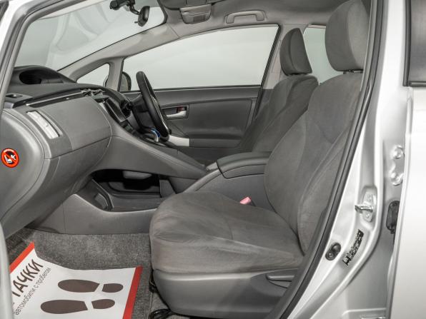 Toyota Prius III (XW30) с пробегом 2010 года, цена 1 170 500 рублей, 168000 км, лифтбек, Автокод Объявления