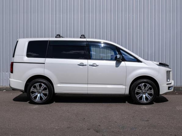 Mitsubishi Delica D:5 I Рестайлинг с пробегом 2019 года, цена 3 850 000 рублей, 77672 км, минивэн, Автокод Объявления