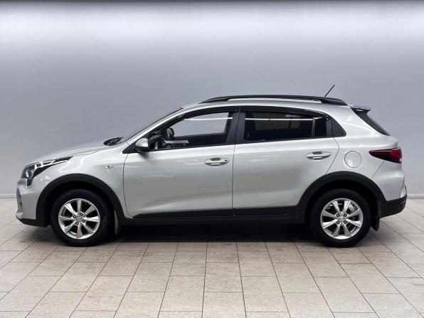 Kia Rio IV Рестайлинг с пробегом 2020 года, цена 1 555 000 рублей, 85740 км, хэтчбек, Автокод Объявления