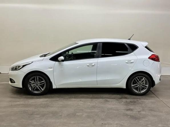 Kia Ceed II с пробегом 2013 года, цена 859 000 рублей, 191589 км, хэтчбек, Автокод Объявления