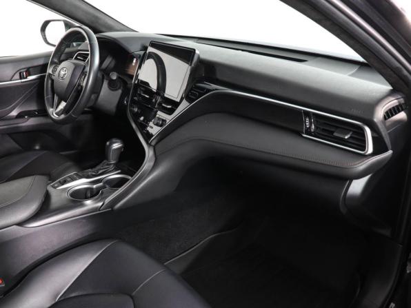 Toyota Camry VIII (XV70) Рестайлинг с пробегом 2023 года, цена 3 550 000 рублей, 67148 км, седан, Автокод Объявления