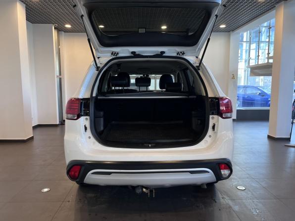Mitsubishi Outlander III Рестайлинг 3 с пробегом 2019 года, цена 2 350 000 рублей, 113757 км, внедорожник, Автокод Объявления