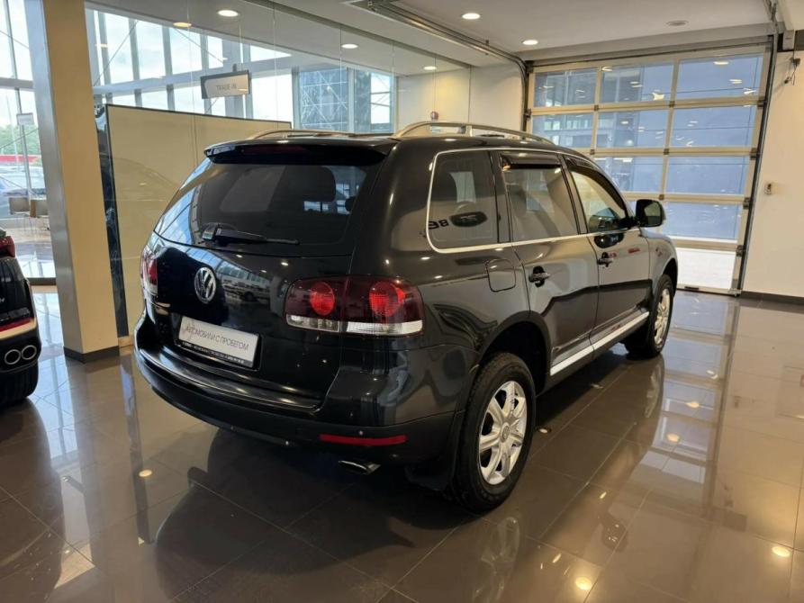 Volkswagen Touareg I Рестайлинг Подольск  - изображение 4