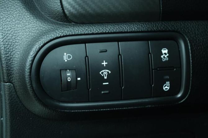 Kia Cerato III с пробегом 2014 года, цена 1 299 000 рублей, 217000 км, седан, Автокод Объявления