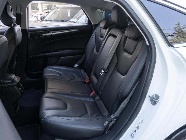 Ford Mondeo V с пробегом 2014 года, цена 1 499 000 рублей, 154075 км, седан, Автокод Объявления