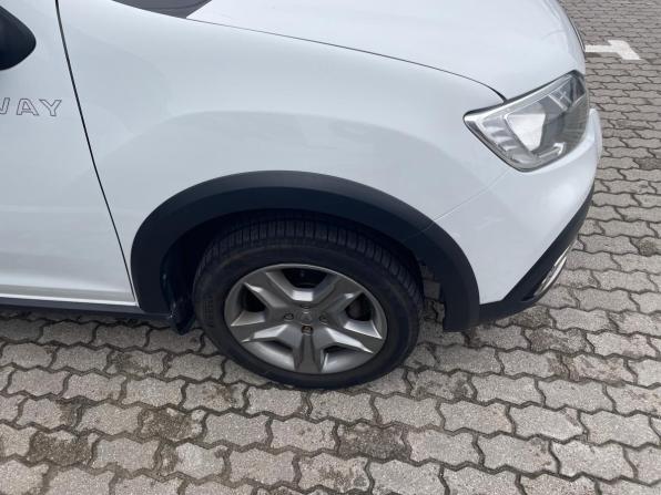 Renault Logan II Рестайлинг с пробегом 2020 года, цена 1 209 000 рублей, 50763 км, седан, Автокод Объявления