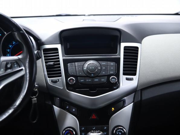 Chevrolet Cruze I Рестайлинг с пробегом 2012 года, цена 650 000 рублей, 155862 км, хэтчбек, Автокод Объявления