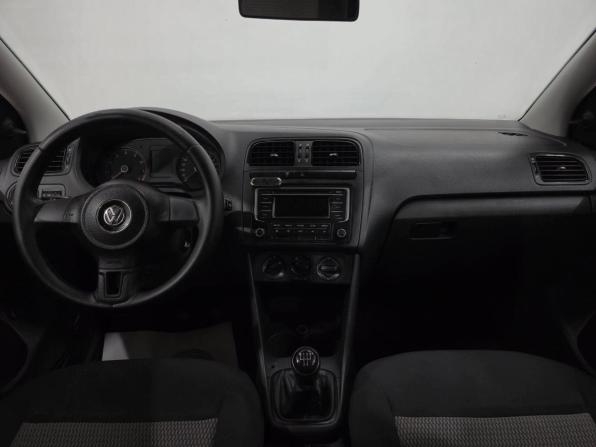 Volkswagen Polo V с пробегом 2015 года, цена 690 000 рублей, 223926 км, седан, Автокод Объявления