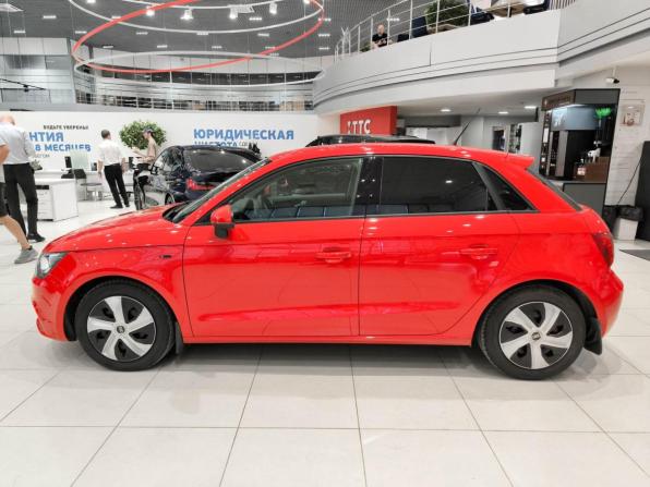 Audi A1 I (8X) с пробегом 2012 года, цена 1 270 000 рублей, 106731 км, хэтчбек, Автокод Объявления
