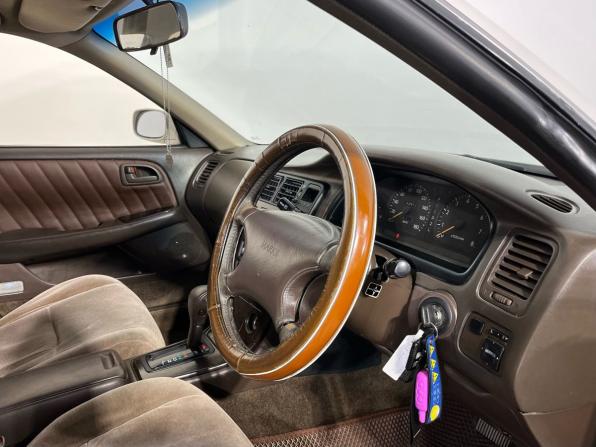 Toyota Mark II VII (X90) с пробегом 1995 года, цена 800 000 рублей, 529729 км, седан, Автокод Объявления
