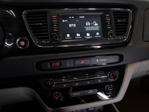 Kia Carnival III с пробегом 2019 года, цена 3 300 000 рублей, 98530 км, минивэн, Автокод Объявления