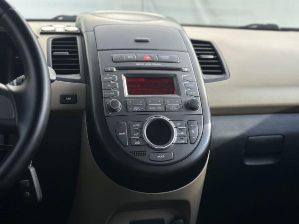 Kia Soul I Рестайлинг с пробегом 2012 года, цена 840 000 рублей, 127373 км, хэтчбек, Автокод Объявления