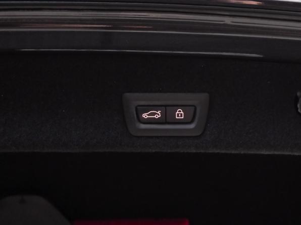 BMW 7 серии VI (G11/G12) с пробегом 2016 года, цена 3 475 000 рублей, 157237 км, седан, Автокод Объявления