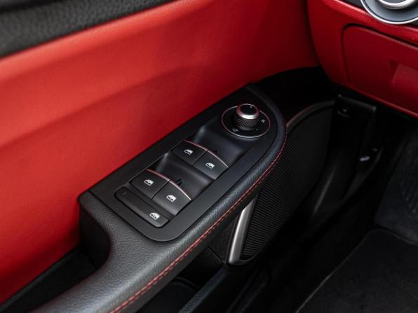 Alfa Romeo Giulia II (952) с пробегом 2019 года, цена 3 745 000 рублей, 55445 км, седан, Автокод Объявления