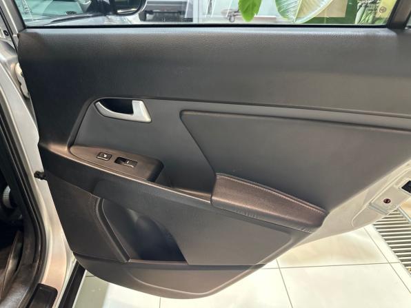 Kia Sportage III с пробегом 2011 года, цена 1 190 000 рублей, 227073 км, внедорожник, Автокод Объявления