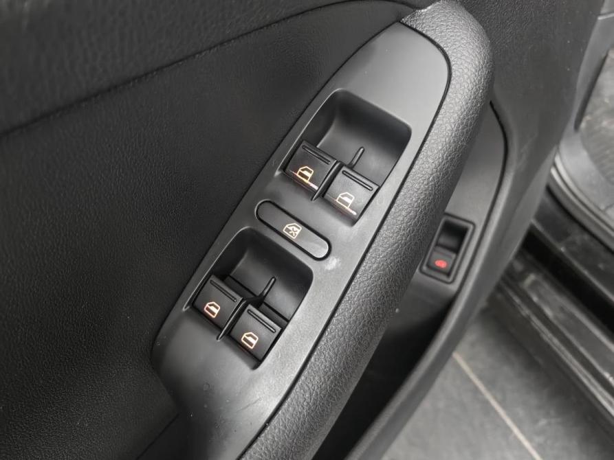 Volkswagen Jetta VI Рестайлинг Москва  - изображение 20