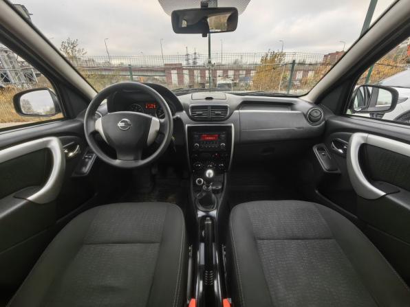 Nissan Terrano III (D10) с пробегом 2015 года, цена 1 049 000 рублей, 151676 км, внедорожник, Автокод Объявления