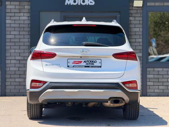 Hyundai Santa Fe IV с пробегом 2019 года, цена 2 720 000 рублей, 127792 км, внедорожник, Автокод Объявления