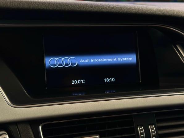 Audi A4 IV (B8) Рестайлинг с пробегом 2015 года, цена 1 293 000 рублей, 247744 км, седан, Автокод Объявления