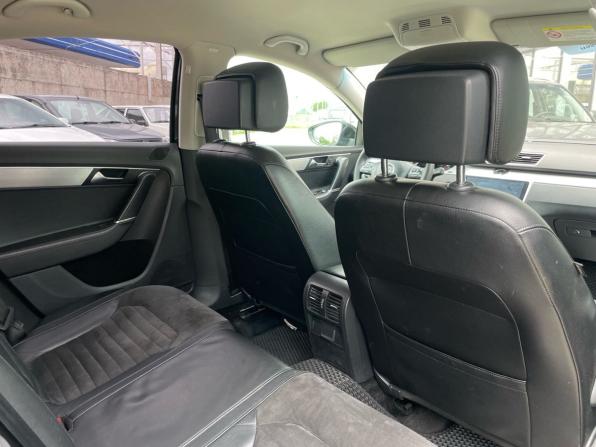 Volkswagen Passat B7 с пробегом 2013 года, цена 1 197 000 рублей, 187477 км, седан, Автокод Объявления