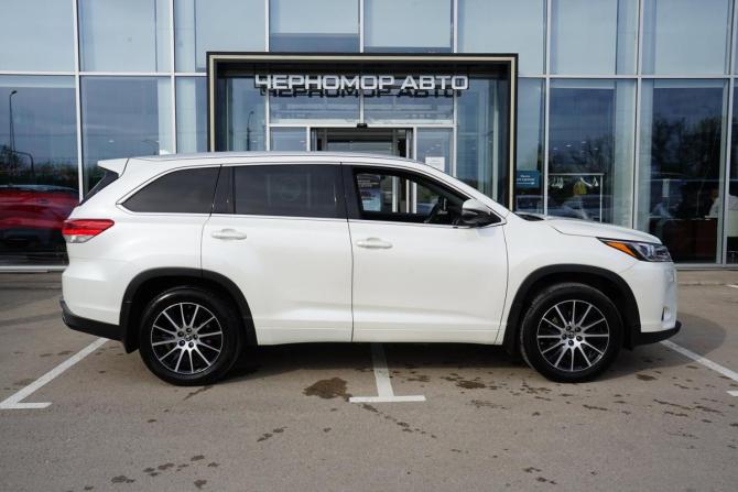 Toyota Highlander III (XU50) Рестайлинг с пробегом 2019 года, цена 4 450 000 рублей, 113500 км, внедорожник, Автокод Объявления