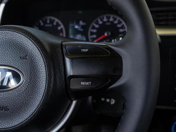 Kia Rio IV Рестайлинг с пробегом 2021 года, цена 1 525 000 рублей, 36953 км, хэтчбек, Автокод Объявления