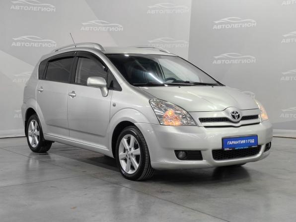 Toyota Corolla Verso I Рестайлинг с пробегом 2006 года, цена 800 000 рублей, 290909 км, компактвэн, Автокод Объявления