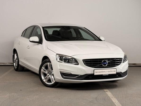 Volvo S60 II Рестайлинг с пробегом 2015 года, цена 1 599 000 рублей, 90098 км, седан, Автокод Объявления