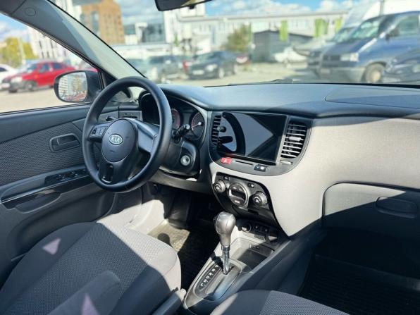 Kia Rio II Рестайлинг с пробегом 2011 года, цена 649 000 рублей, 122195 км, хэтчбек, Автокод Объявления