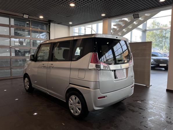 Suzuki Solio III с пробегом 2017 года, цена 995 000 рублей, 140513 км, микровэн, Автокод Объявления