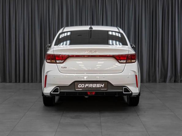 Kia Rio IV Рестайлинг с пробегом 2022 года, цена 1 239 000 рублей, 117096 км, седан, Автокод Объявления