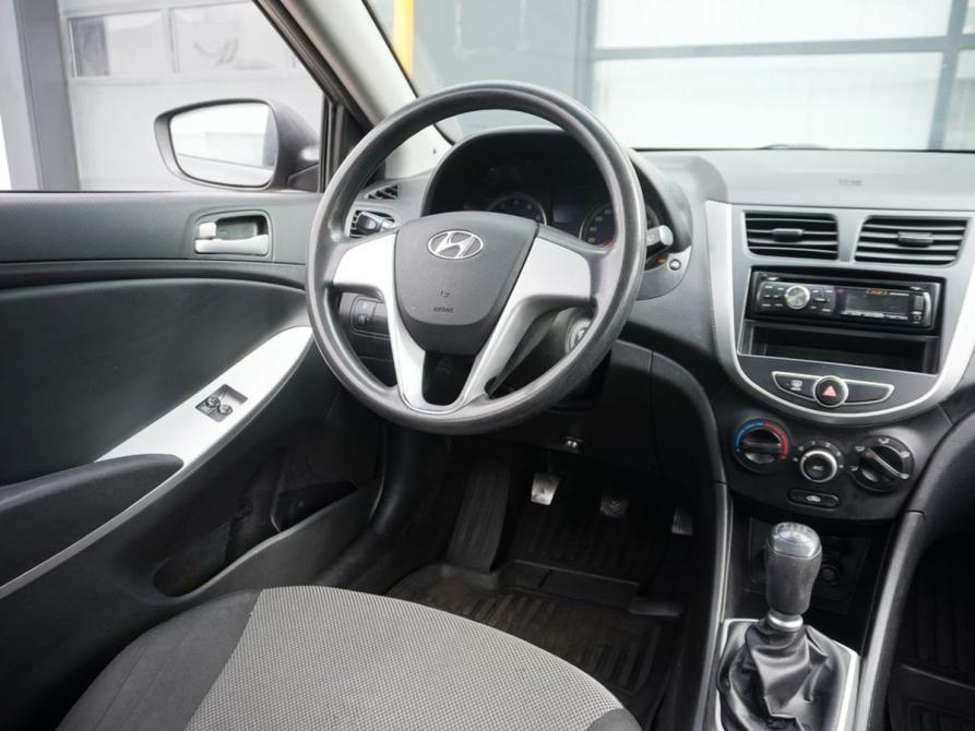 Hyundai Solaris I Москва  - изображение 13