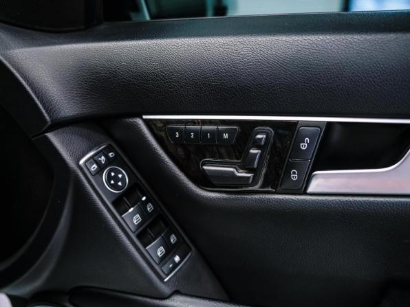 Mercedes-Benz C-Класс III (W204) Рестайлинг с пробегом 2012 года, цена 1 350 000 рублей, 114913 км, седан, Автокод Объявления