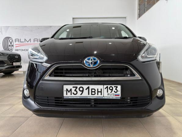 Toyota Sienta II с пробегом 2017 года, цена 1 550 000 рублей, 107000 км, минивэн, Автокод Объявления