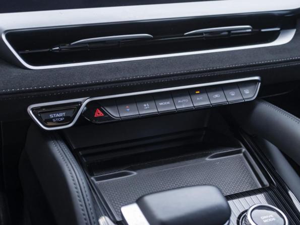 Geely Monjaro I с пробегом 2024 года, цена 3 599 000 рублей, 30740 км, внедорожник, Автокод Объявления