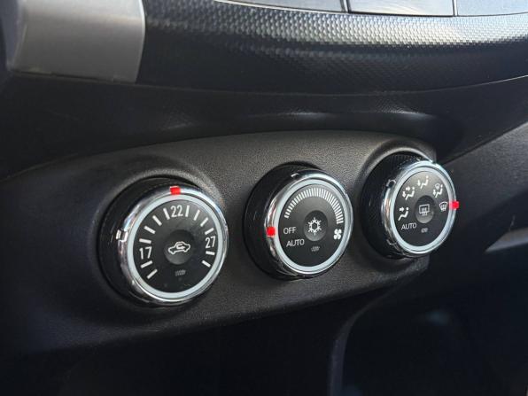Mitsubishi Outlander II Рестайлинг с пробегом 2010 года, цена 1 049 000 рублей, 255529 км, внедорожник, Автокод Объявления