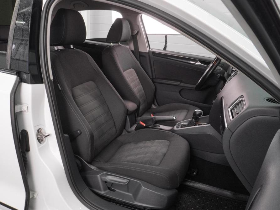 Volkswagen Jetta VI Рестайлинг Воронеж  - изображение 8