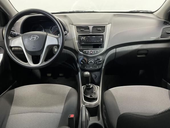 Hyundai Solaris I с пробегом 2013 года, цена 685 000 рублей, 171159 км, седан, Автокод Объявления