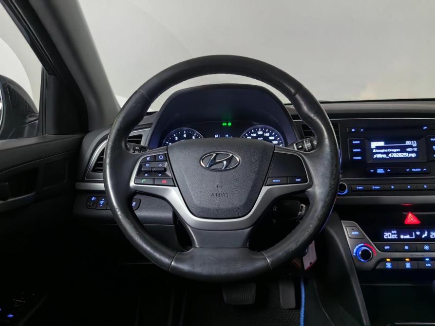 Hyundai Elantra VI (AD) Москва  - изображение 13