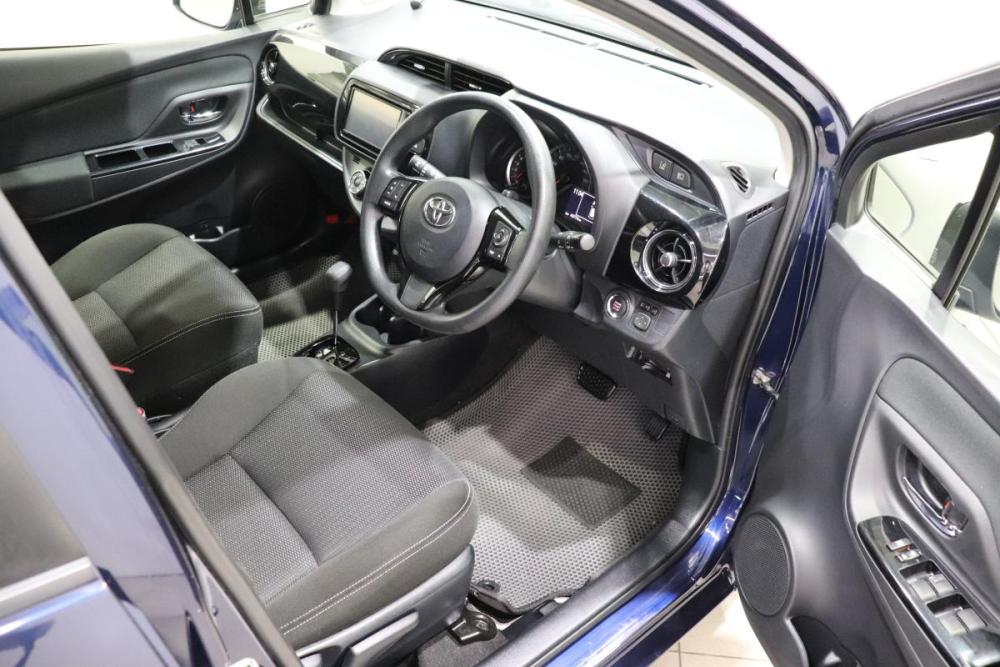 Toyota Vitz III (XP130) Рестайлинг Иркутск  - изображение 18